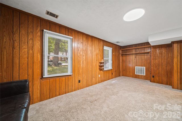 6126 Eagle Peak Drive, Charlotte, NC 28214