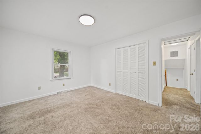 6126 Eagle Peak Drive, Charlotte, NC 28214