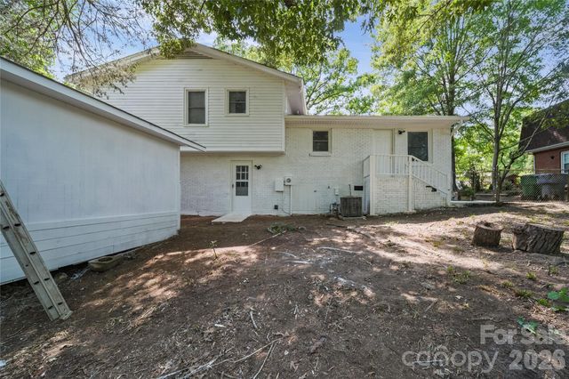 6126 Eagle Peak Drive, Charlotte, NC 28214
