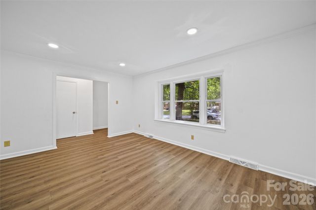 6126 Eagle Peak Drive, Charlotte, NC 28214