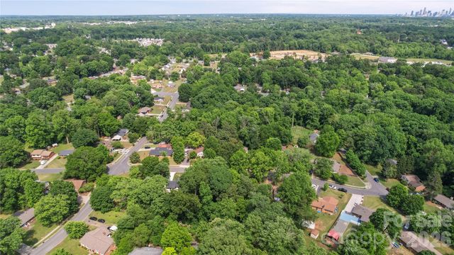 6126 Eagle Peak Drive, Charlotte, NC 28214