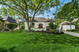 209 Deer Meadow Drive, Gahanna, OH 43230