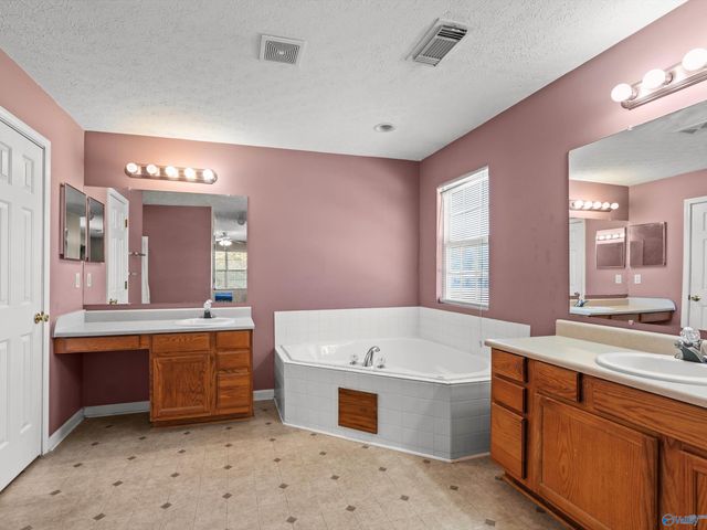 395 Ryland Pike, Ryland, AL 35767