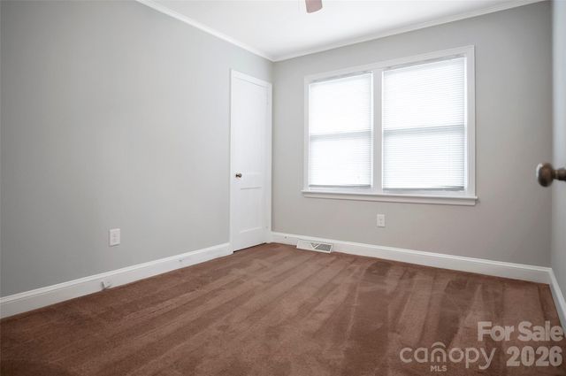 2108 Twin Avenue, Gastonia, NC 28052