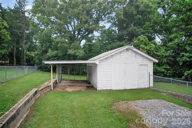 2108 Twin Avenue, Gastonia, NC 28052