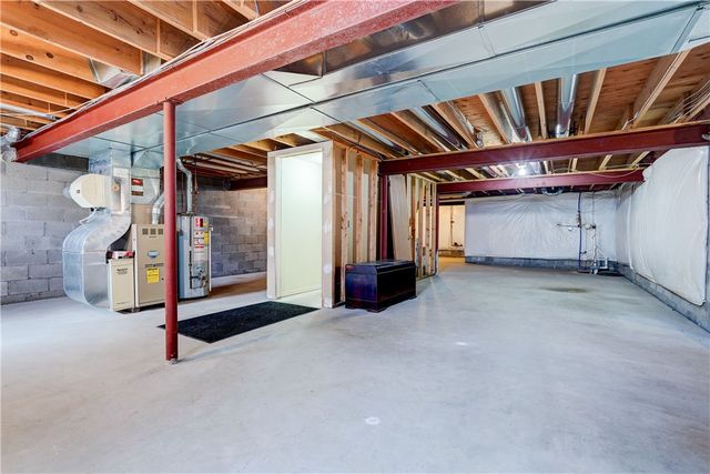 155 Vin Gate Drive, Greece, NY 14616