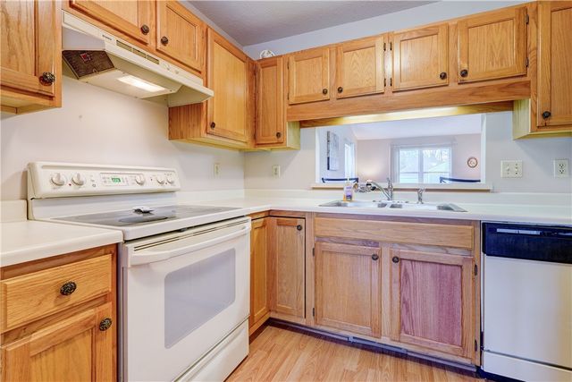 155 Vin Gate Drive, Greece, NY 14616