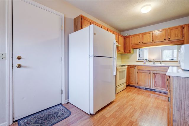 155 Vin Gate Drive, Greece, NY 14616