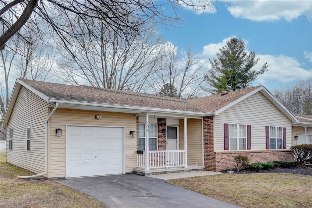 155 Vin Gate Drive, Greece, NY 14616