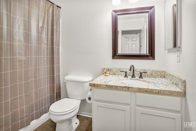 3725 Boswellia Drive, Bakersfield, CA 93311