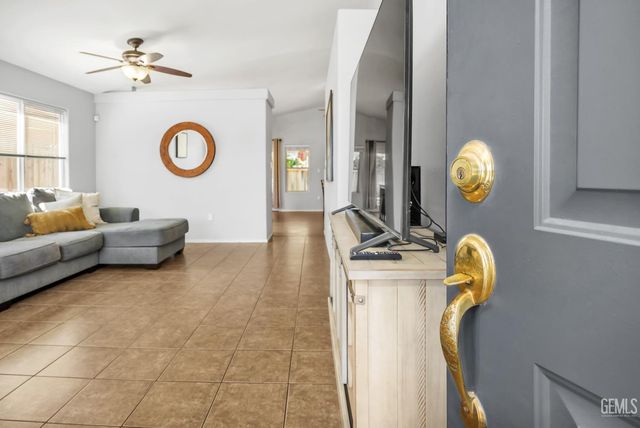 3725 Boswellia Drive, Bakersfield, CA 93311