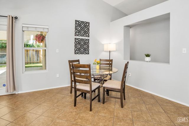 3725 Boswellia Drive, Bakersfield, CA 93311