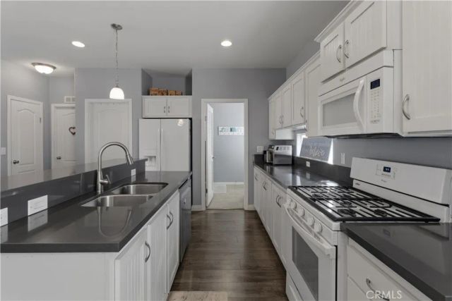 3700 Quartz Canyon 74, Jurupa Valley, CA 92509
