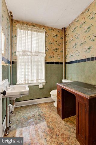 516 CARLISLE ST, Gettysburg, PA 17325