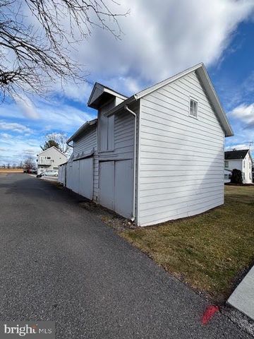 516 CARLISLE ST, Gettysburg, PA 17325