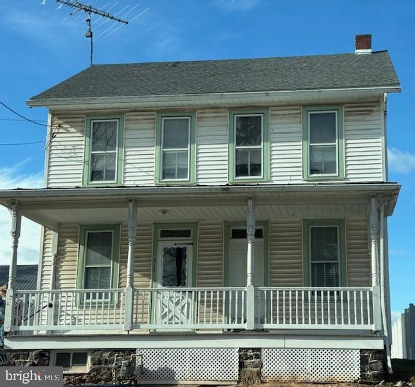 516 CARLISLE ST, Gettysburg, PA 17325