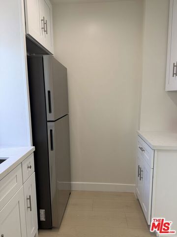 213 S Alexandria Avenue 9, Los Angeles, CA 90004