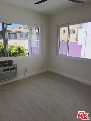 213 S Alexandria Avenue 9, Los Angeles, CA 90004