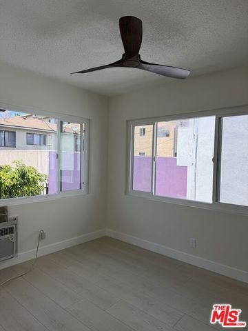 213 S Alexandria Avenue 9, Los Angeles, CA 90004