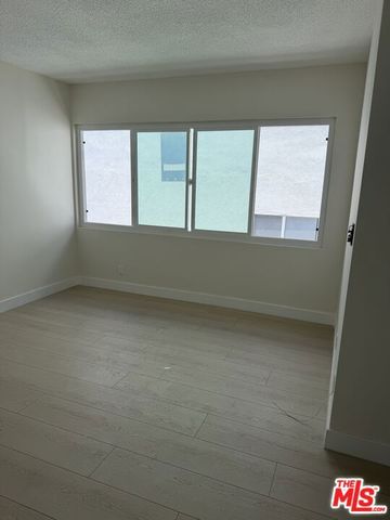 213 S Alexandria Avenue 9, Los Angeles, CA 90004