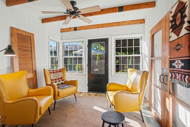 1050 Park Avenue, Grand Haven, MI 49417
