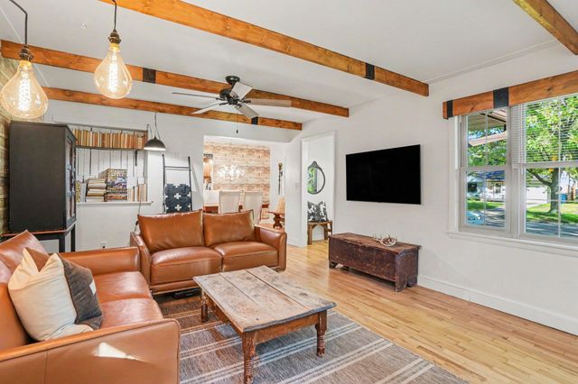 1050 Park Avenue, Grand Haven, MI 49417
