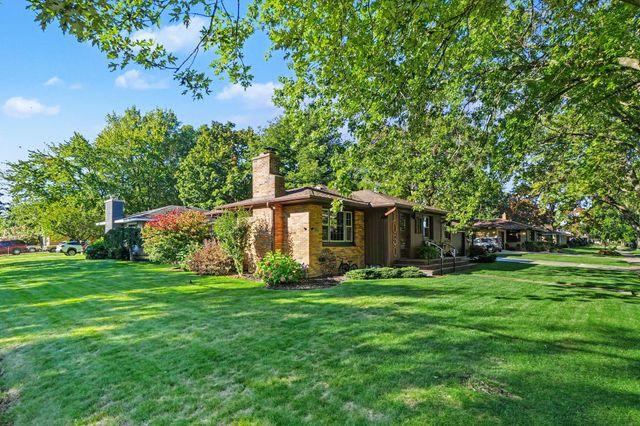 1050 Park Avenue, Grand Haven, MI 49417