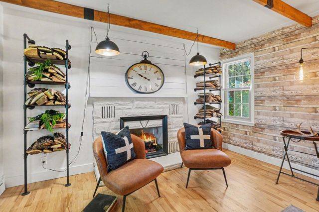 1050 Park Avenue, Grand Haven, MI 49417