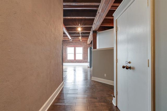 262 Wagner Pl Apt 301, Memphis, TN 38103