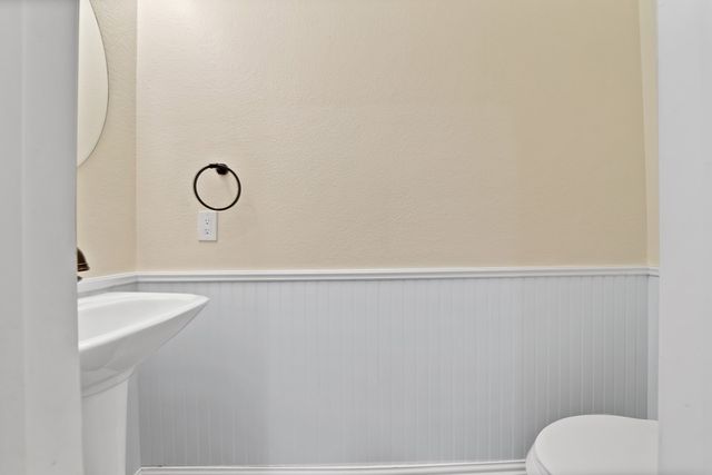 9128 Chardin Park Drive, Fort Worth, TX 76244