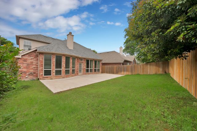 9128 Chardin Park Drive, Fort Worth, TX 76244