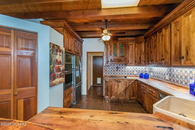 11402 N 1st Avenue, Oro Valley, AZ 85737