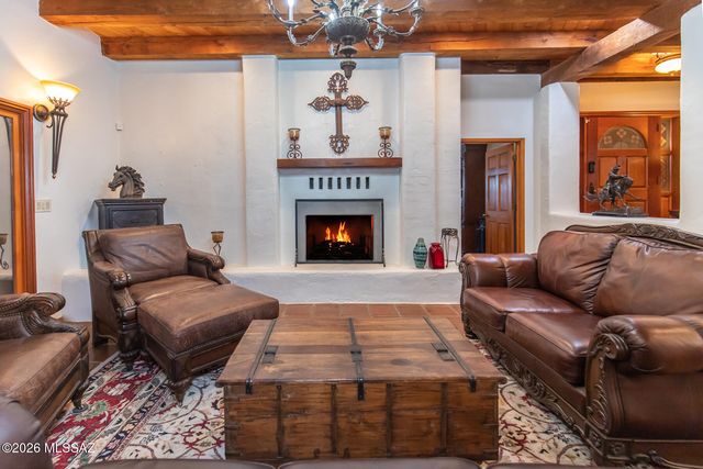 11402 N 1st Avenue, Oro Valley, AZ 85737