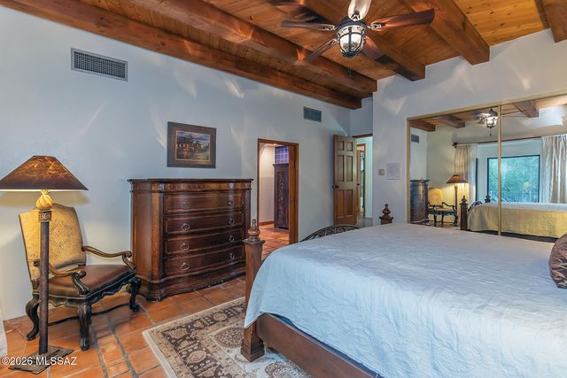 11402 N 1st Avenue, Oro Valley, AZ 85737