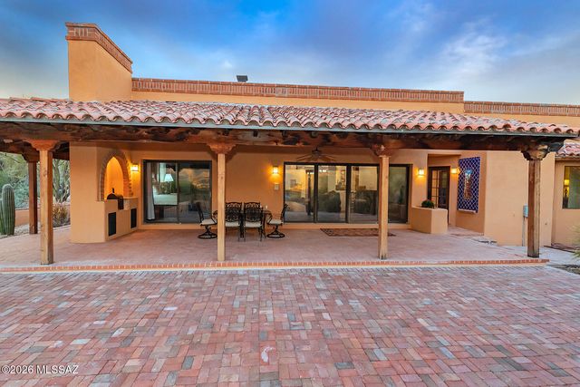 11402 N 1st Avenue, Oro Valley, AZ 85737