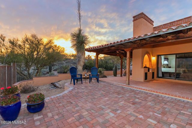 11402 N 1st Avenue, Oro Valley, AZ 85737