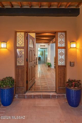 11402 N 1st Avenue, Oro Valley, AZ 85737
