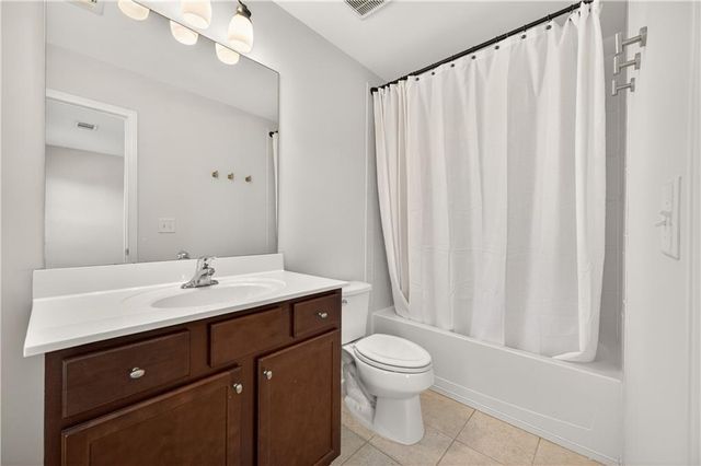 1020 Kendall Grove Court, Cumming, GA 30041