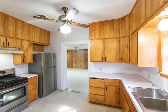 2011 FILLMORE STREET, Wichita Falls, TX 76309