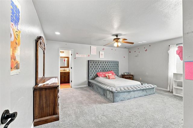 9316 NW 133rd Court, Yukon, OK 73099