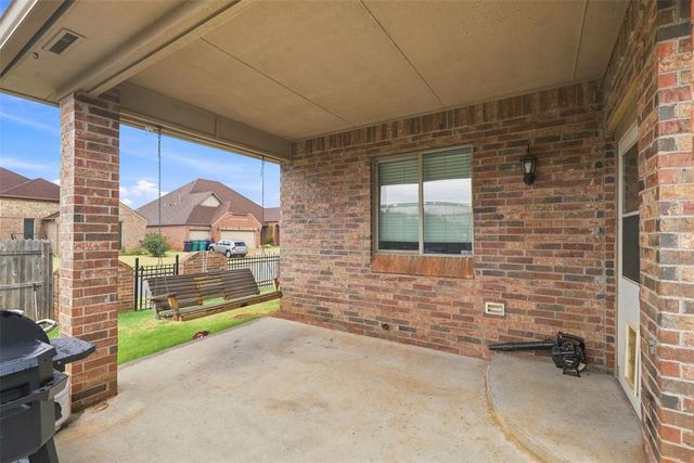 9316 NW 133rd Court, Yukon, OK 73099
