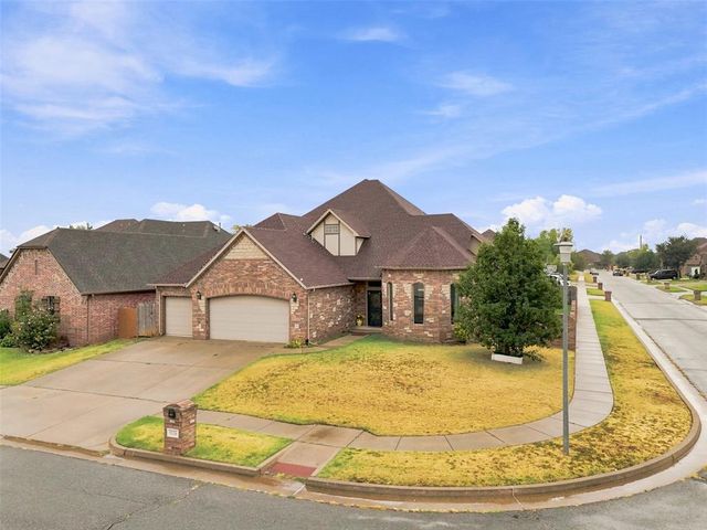 9316 NW 133rd Court, Yukon, OK 73099