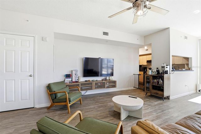 322 E CENTRAL BOULEVARD 1109, Orlando, FL 32801