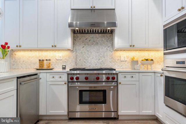 622 S 7TH ST, Philadelphia, PA 19147