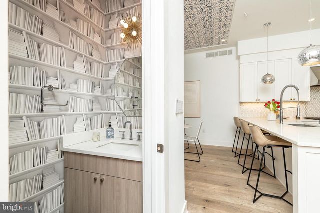 622 S 7TH ST, Philadelphia, PA 19147