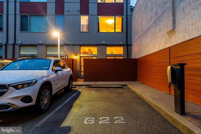 622 S 7TH ST, Philadelphia, PA 19147