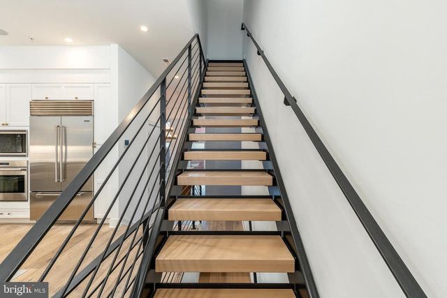 622 S 7TH ST, Philadelphia, PA 19147