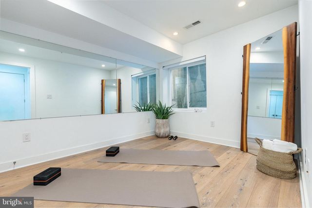 622 S 7TH ST, Philadelphia, PA 19147