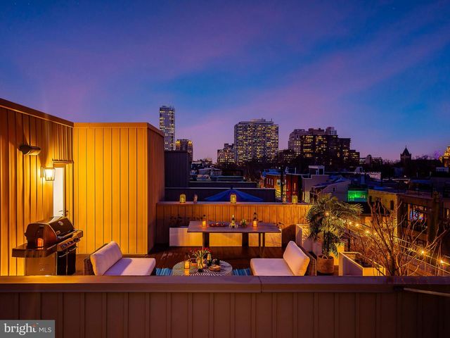 622 S 7TH ST, Philadelphia, PA 19147