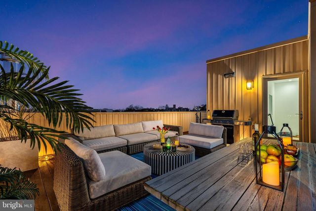 622 S 7TH ST, Philadelphia, PA 19147